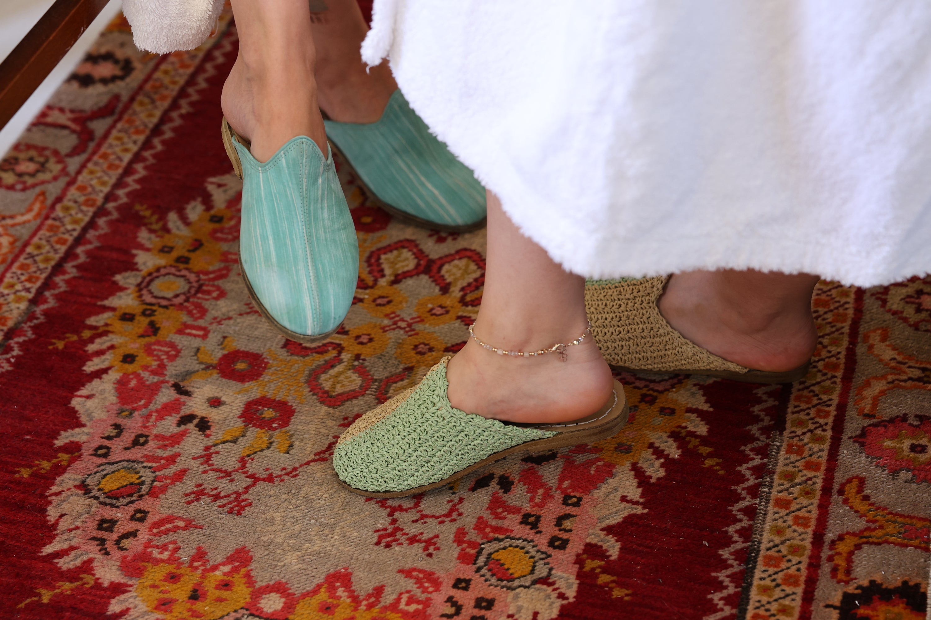 10 Reasons to Choose Barefoot Shoes